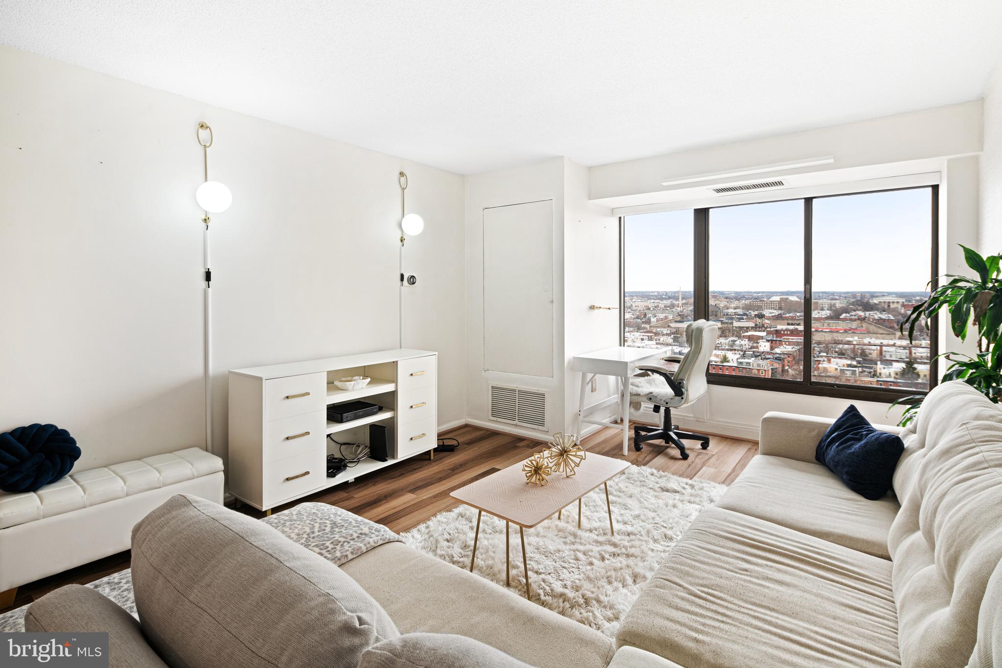 2001 Hamilton St #2027