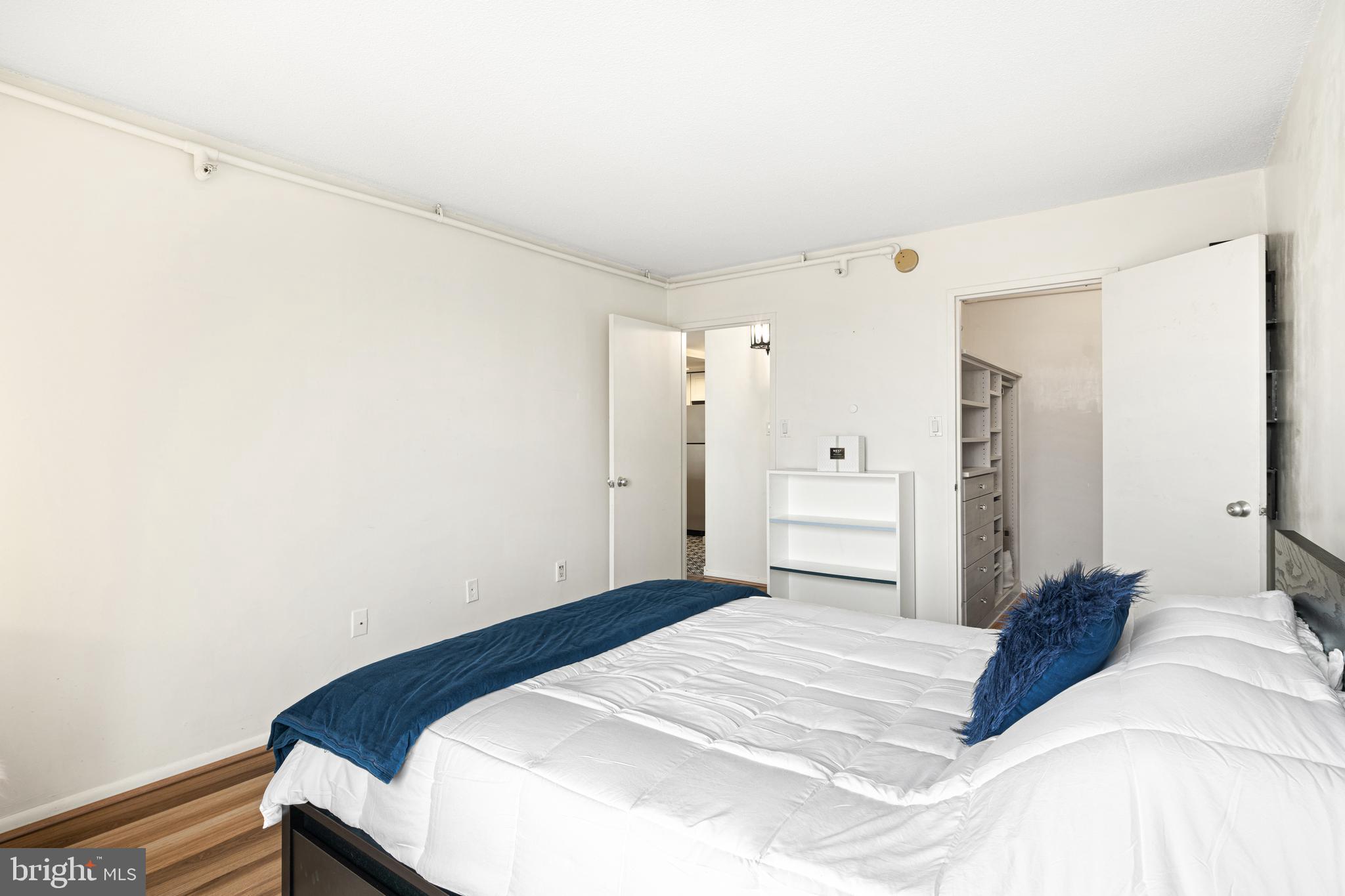 2001 Hamilton St #2027