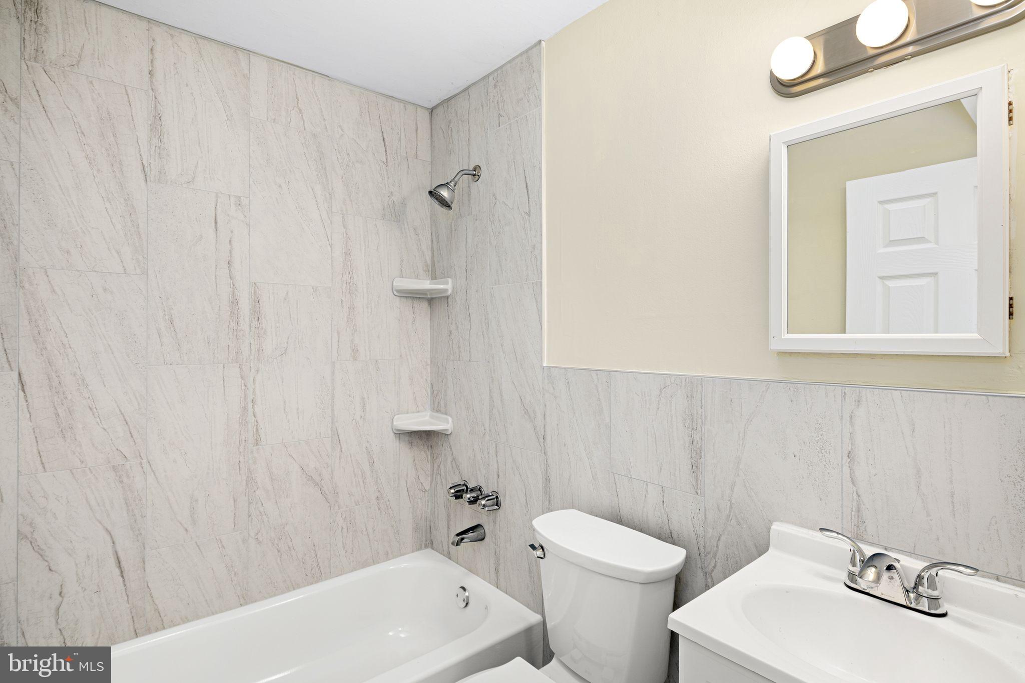 3400 ASHFIELD LN #2ND FLOOR