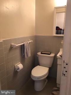 2201 PENNSYLVANIA AVE #714