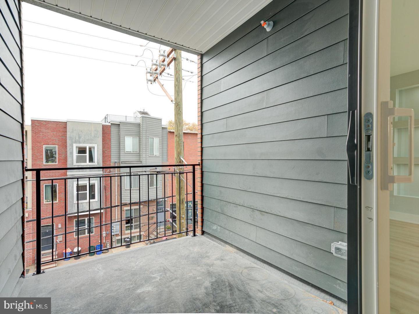 2421 FRANKFORD AVE #1 / #2