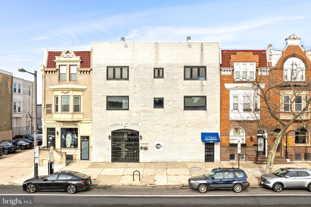 2212 S Broad St