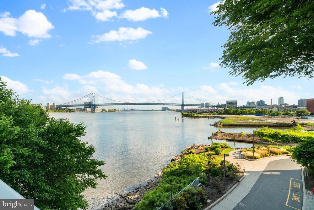 901 N PENN ST #F1409