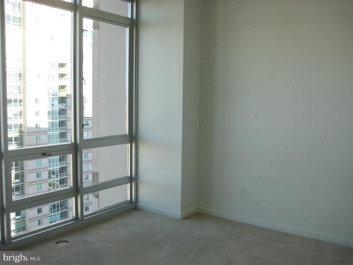 901 N PENN ST #F1409