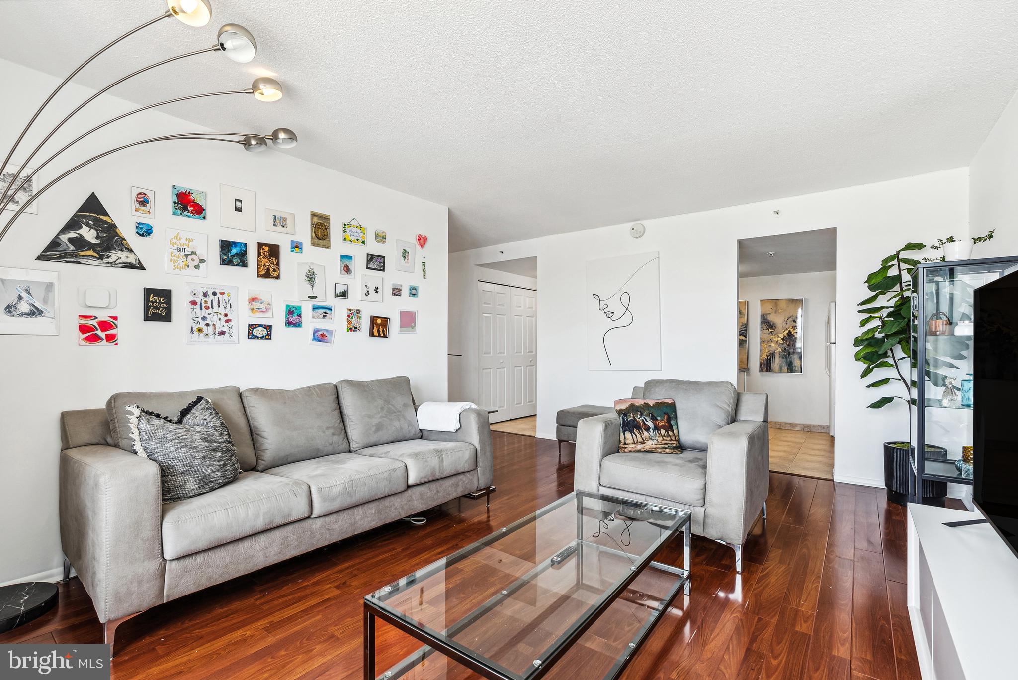 2001 Hamilton St #1825