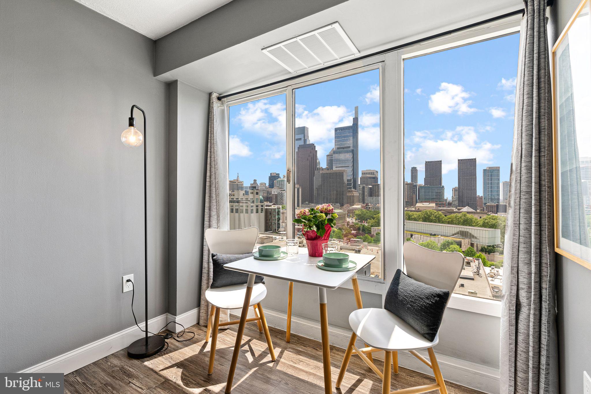 2001 Hamilton St #1222