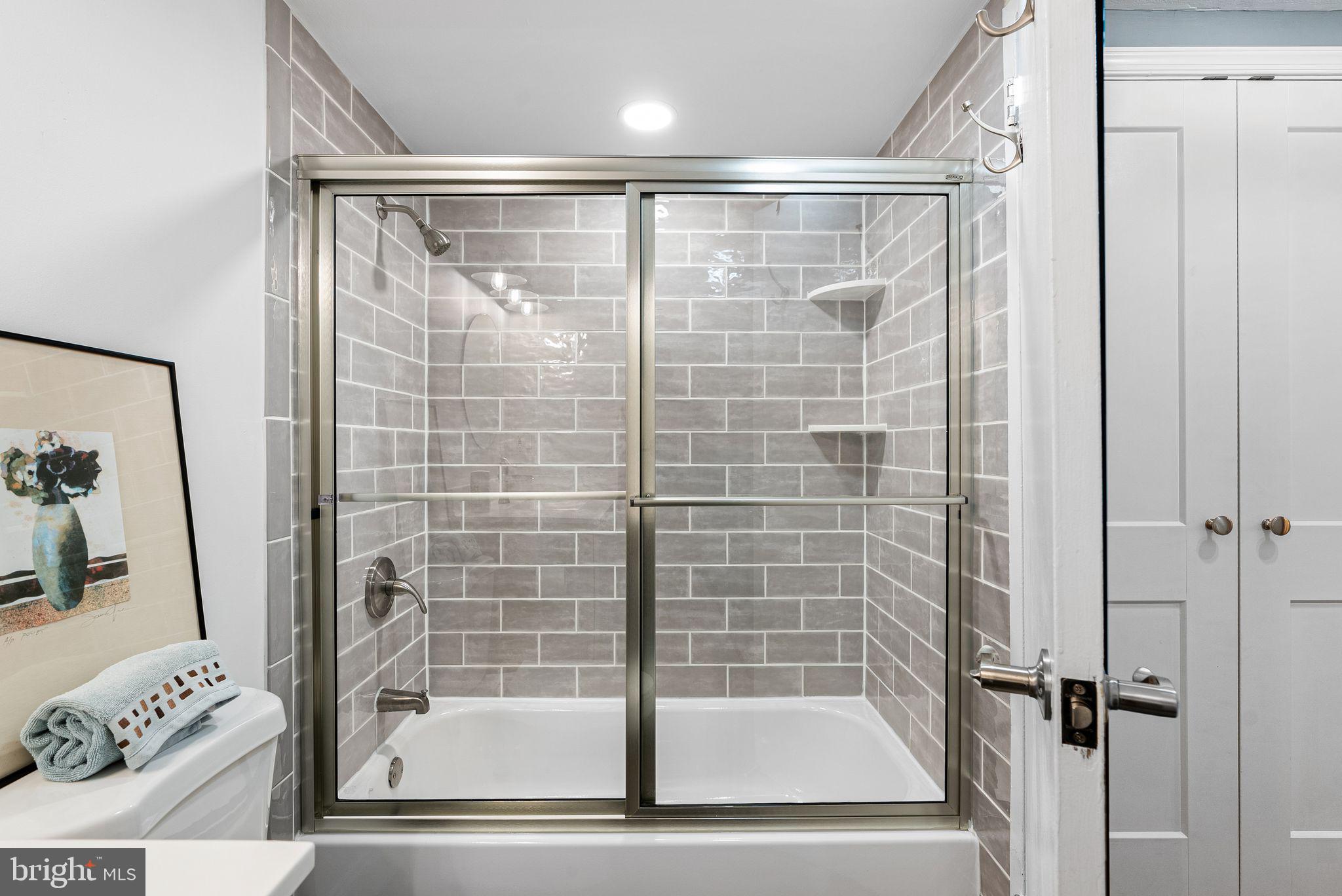 2001 Hamilton St #1222