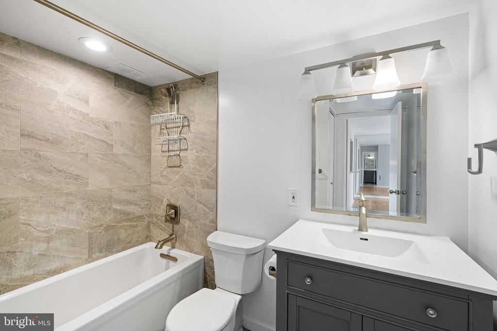 226-30 W RITTENHOUSE SQ #514