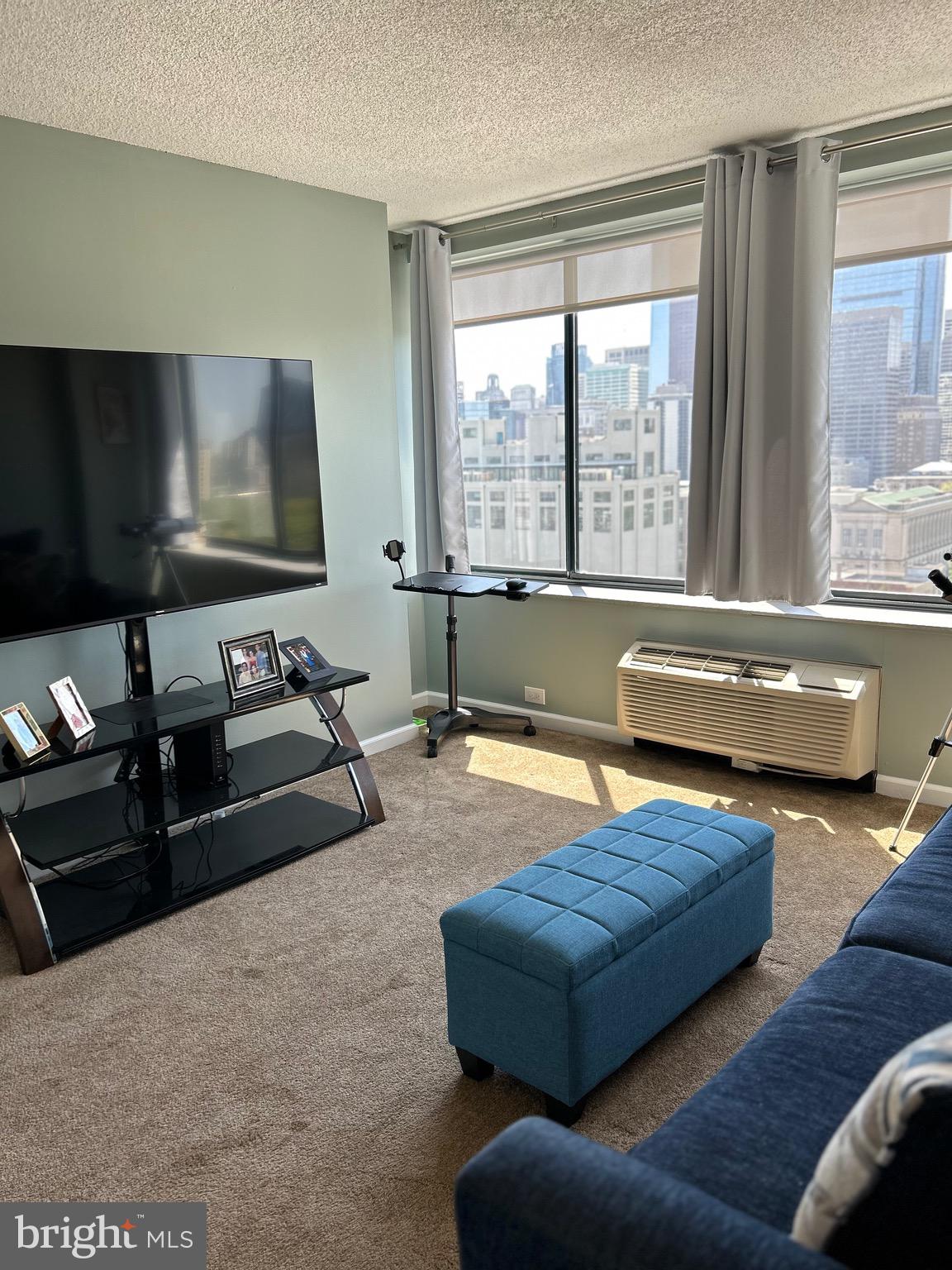 2001 HAMILTON ST #1404