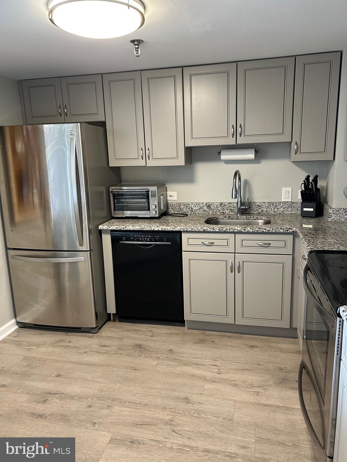 2001 HAMILTON ST #1404