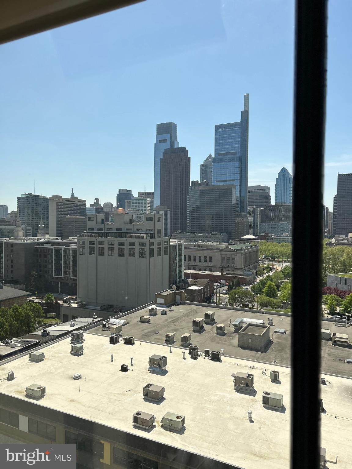 2001 HAMILTON ST #1404