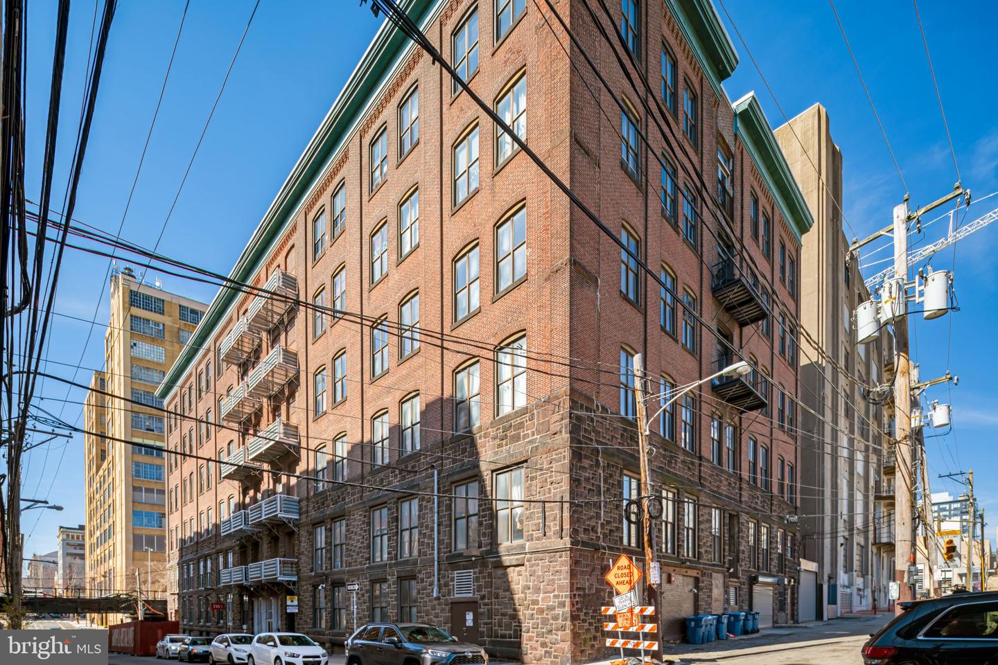428-40 N 13th St #3e