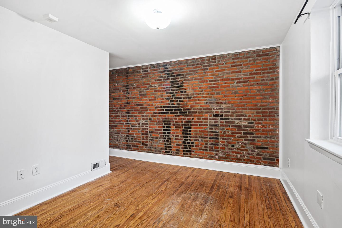 1305 SPRUCE ST #TH1C