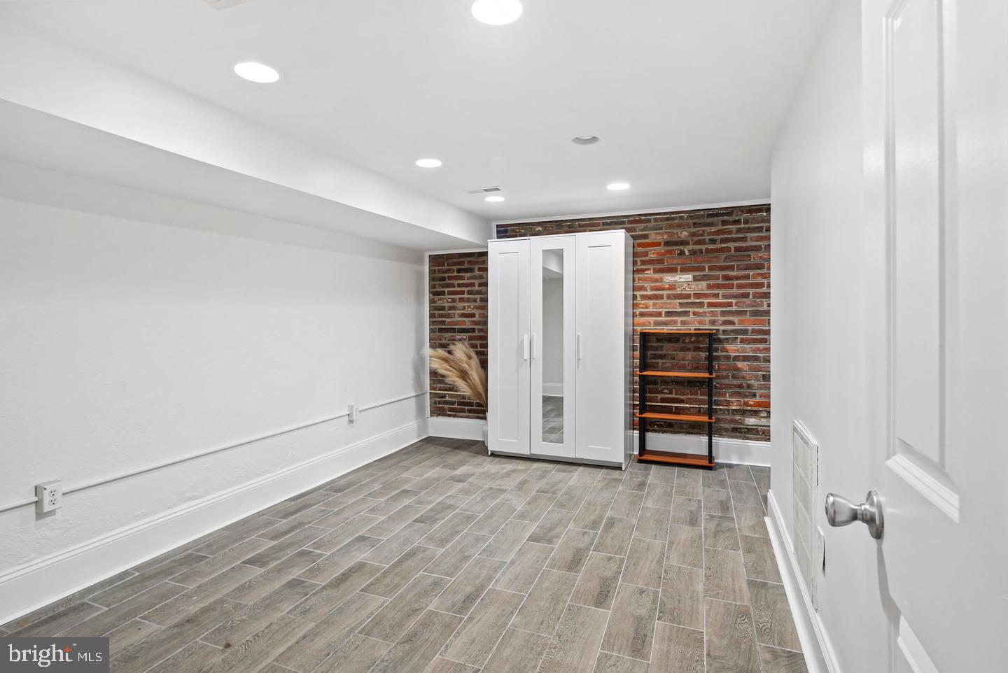 1305 SPRUCE ST #TH1C