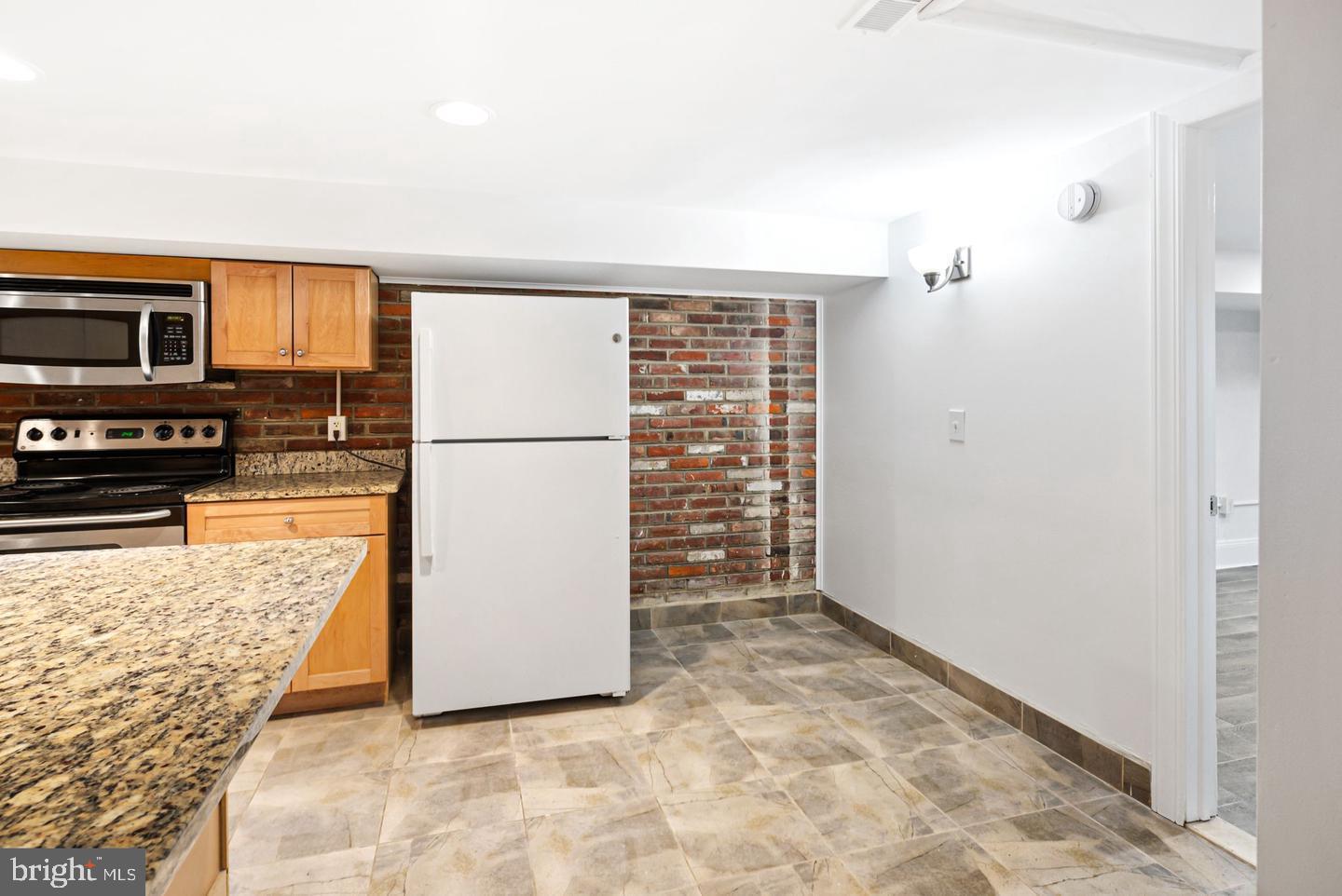 1305 SPRUCE ST #TH1C