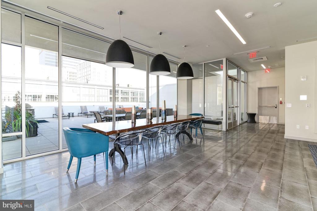 1125 SANSOM ST #1B-522