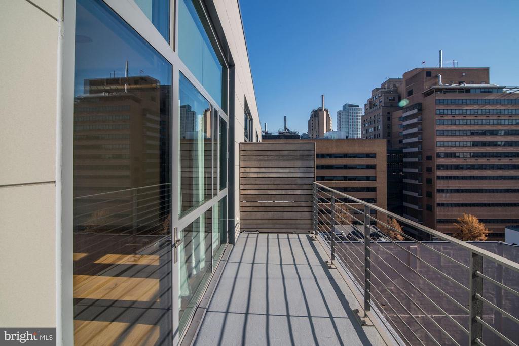 1125 SANSOM ST #1B-522
