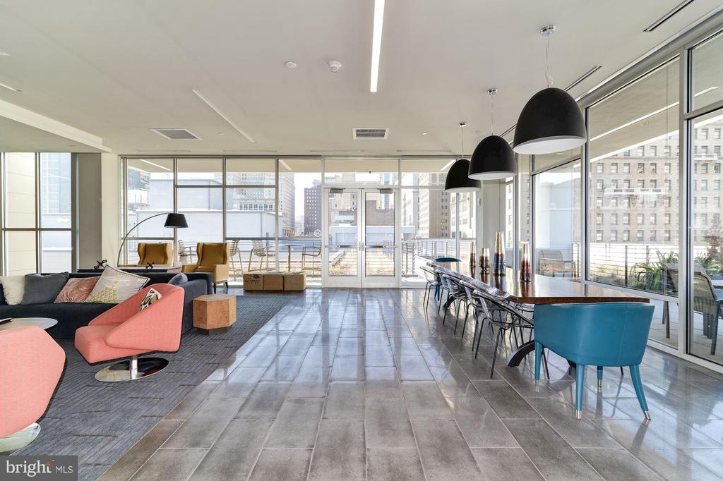 1125 SANSOM ST #1B-522