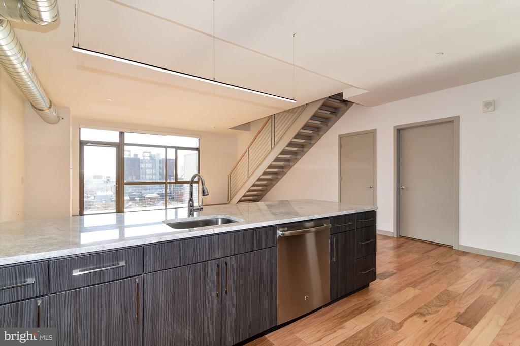 1125 SANSOM ST #1B-522