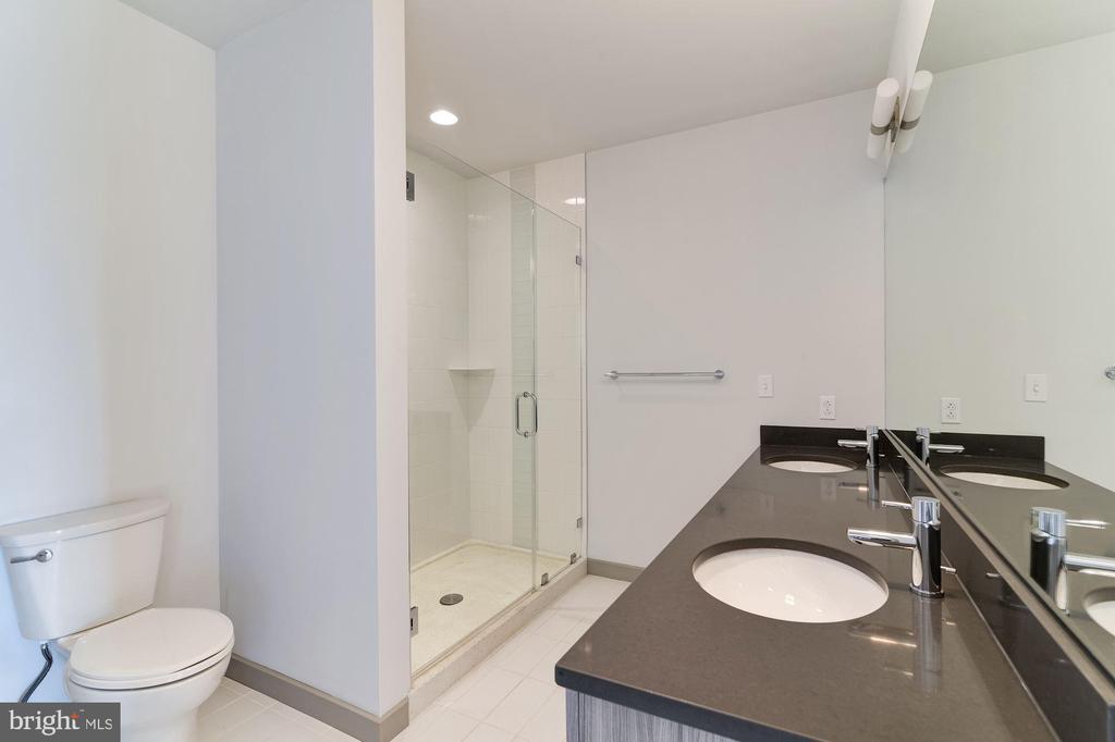 1125 SANSOM ST #1B-522