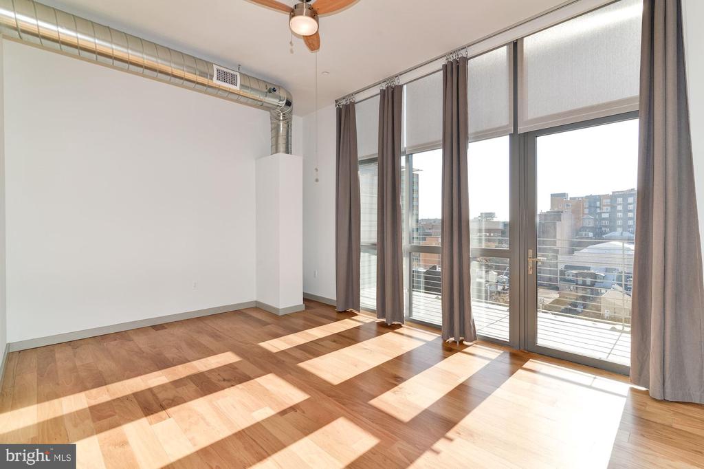 1125 SANSOM ST #1B-522