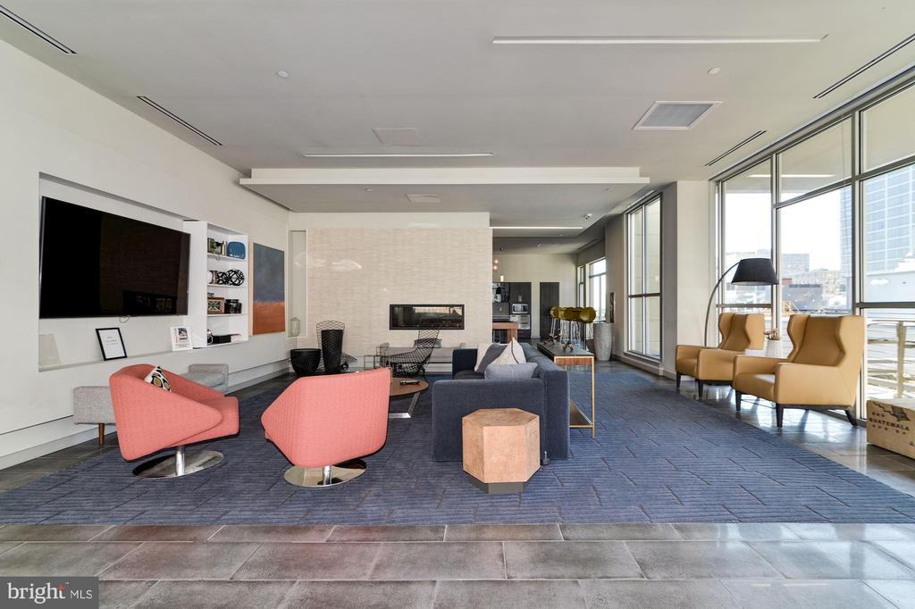 1125 SANSOM ST #1B-522