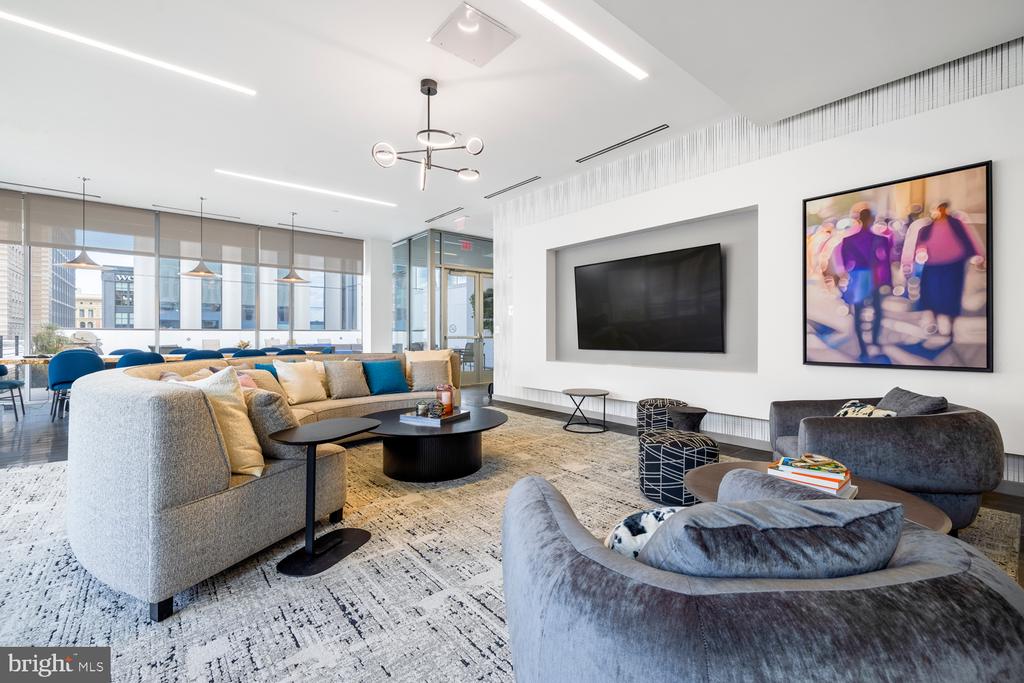 1125 SANSOM ST #1B-522
