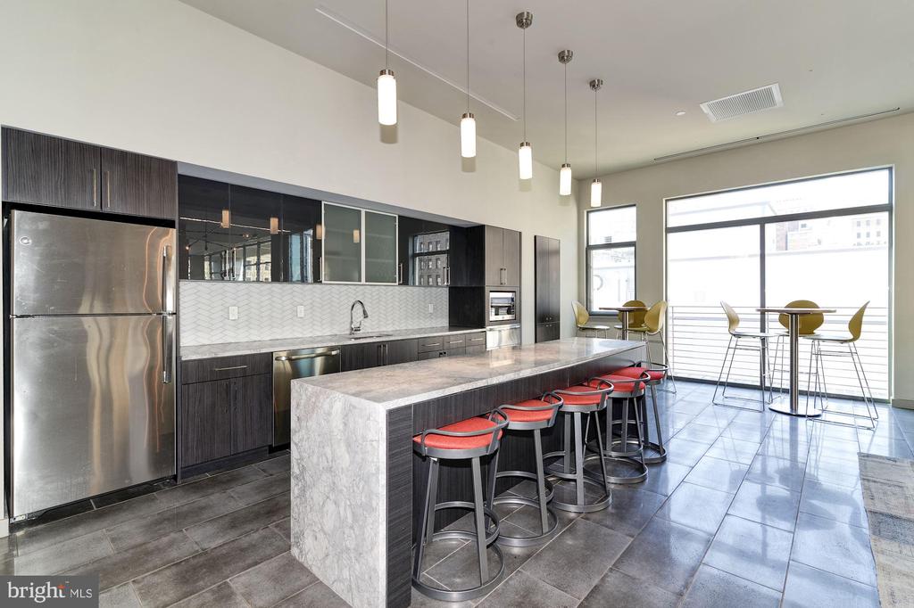 1125 SANSOM ST #1B-522