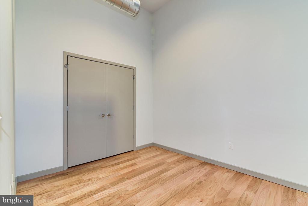 1125 SANSOM ST #1B-522