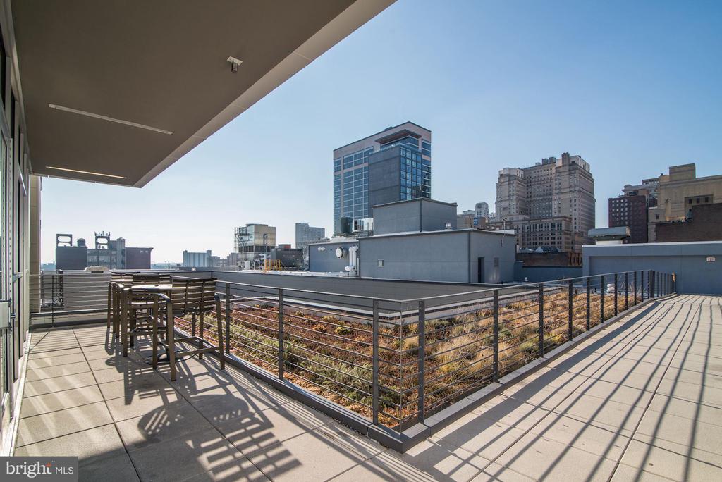 1125 SANSOM ST #1B-522