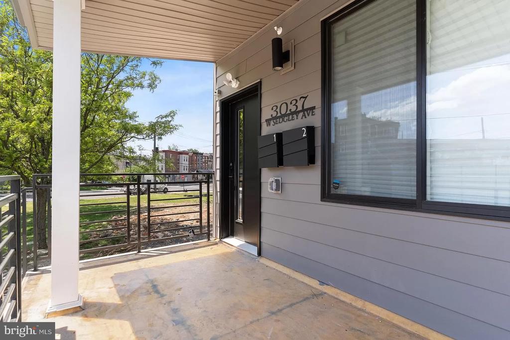 3037 W SEDGLEY AVE #1