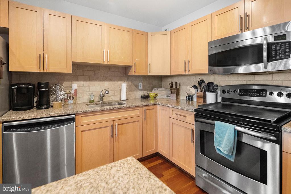 901 N PENN ST #F508