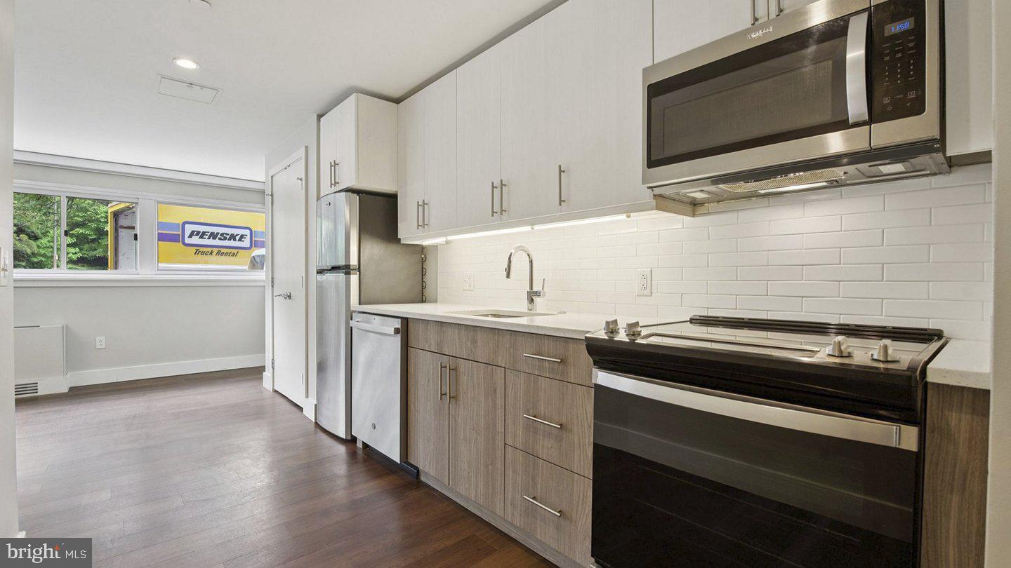 2200 BENJAMIN FRANKLIN PKWY #0B-S0011