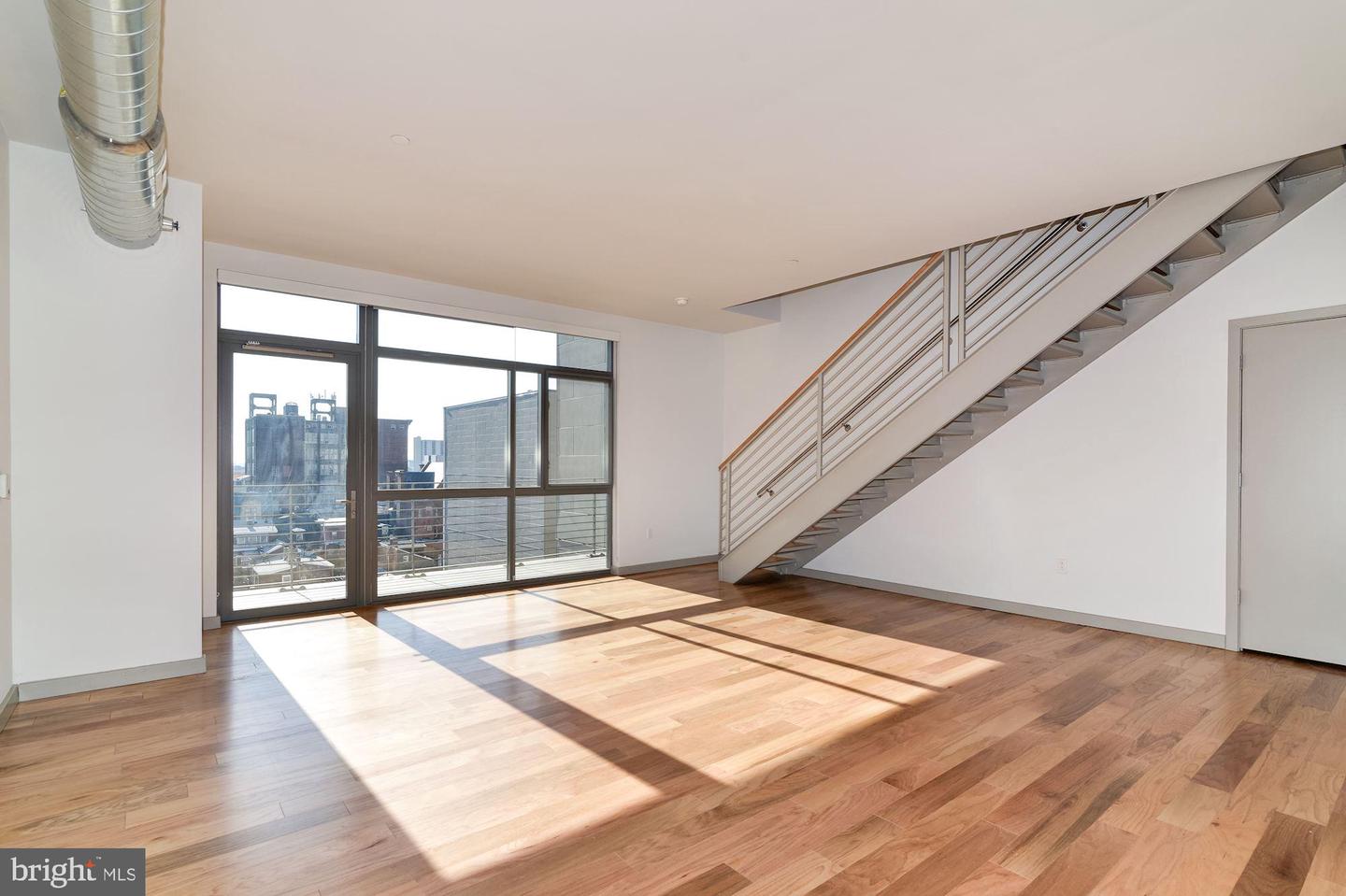 1125 SANSOM ST #1B-321