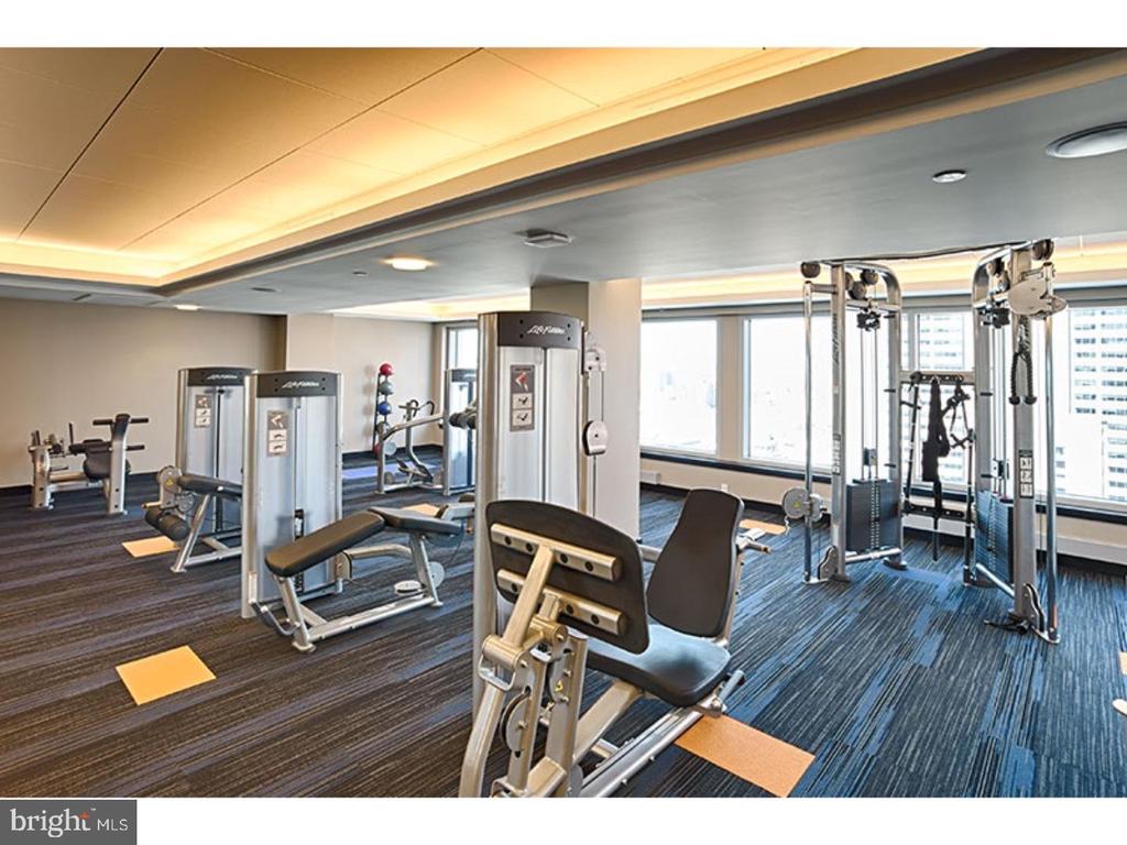 1815 JOHN F KENNEDY BLVD #0B-929