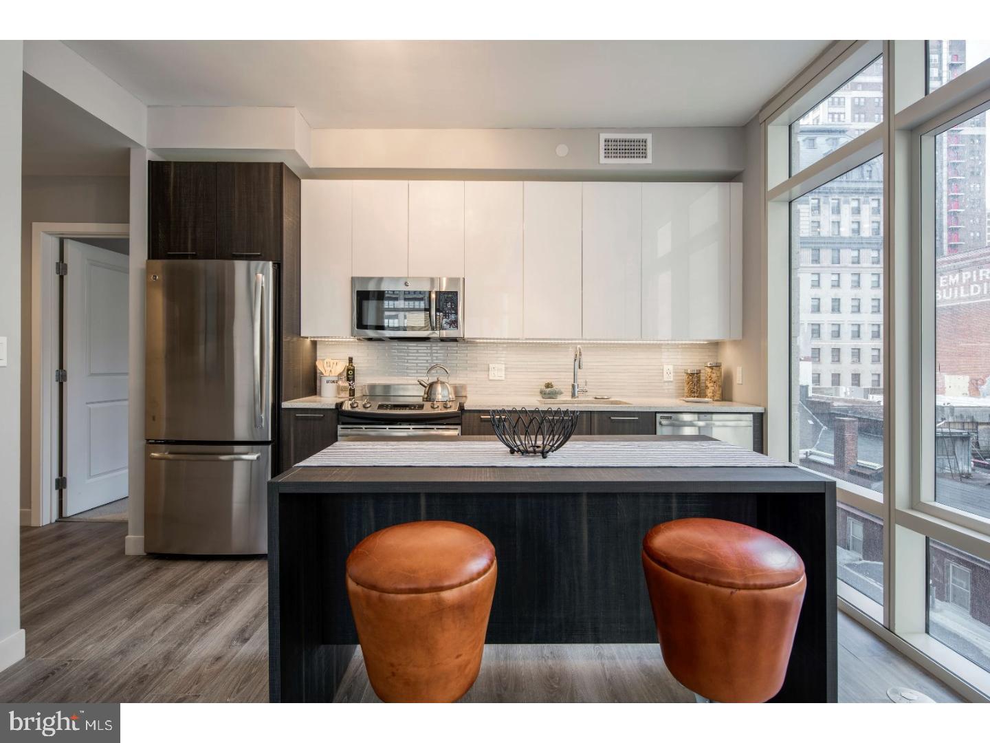 1213 WALNUT ST #2B-1105
