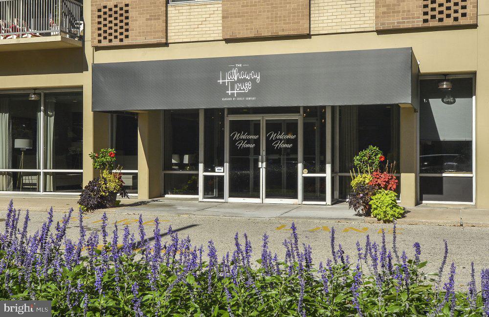 515 W CHELTEN AVE #1B-0606