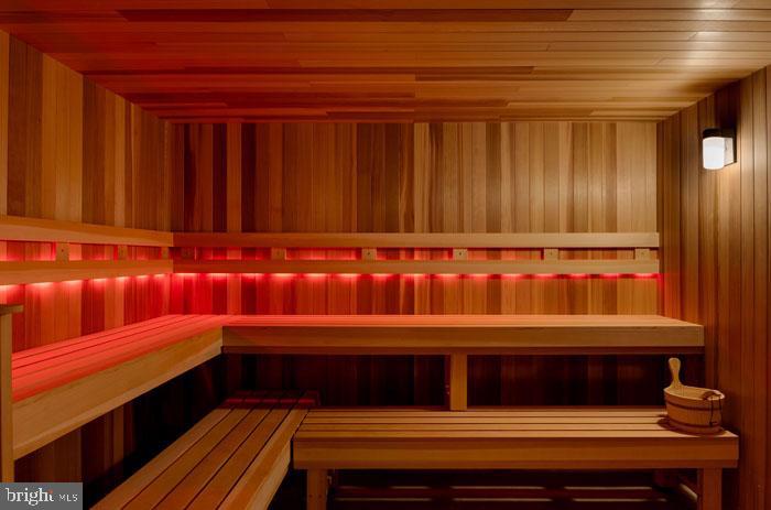 210 S 12TH ST #0B-1-15P