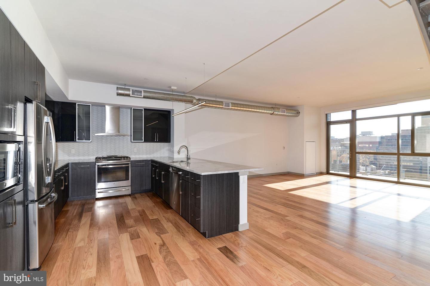 1125 SANSOM ST #1B-407
