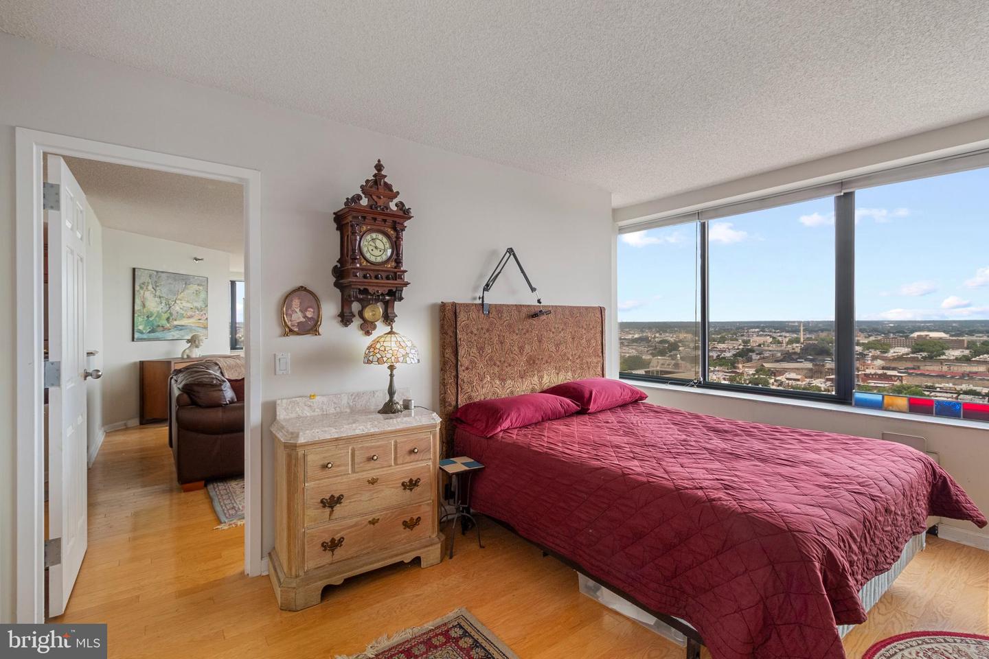 2001 Hamilton St #P301