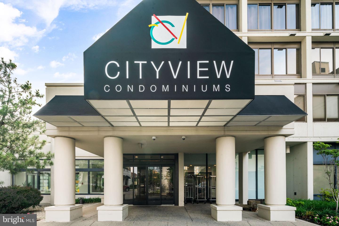 2001 Hamilton St #P301