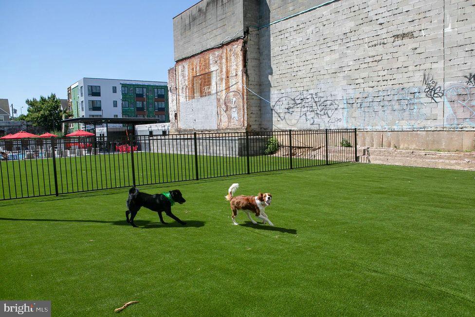 1410 N 31ST ST #1B-P-203