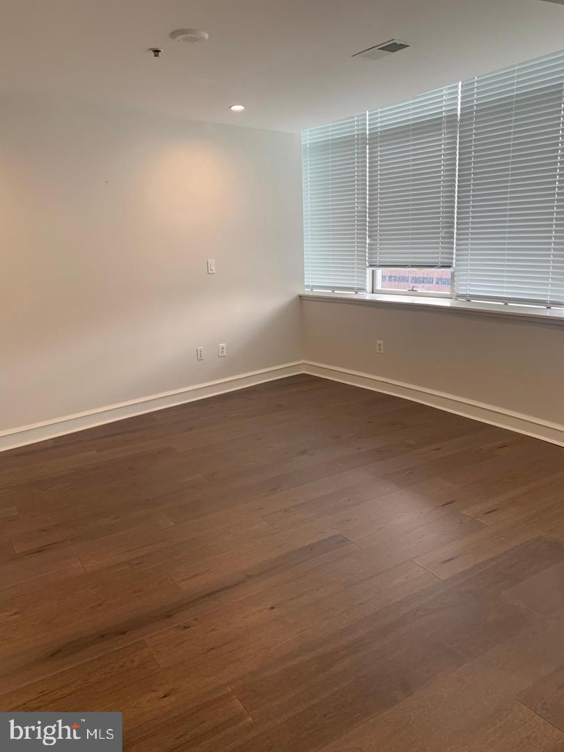 201-59 N 8TH ST #804