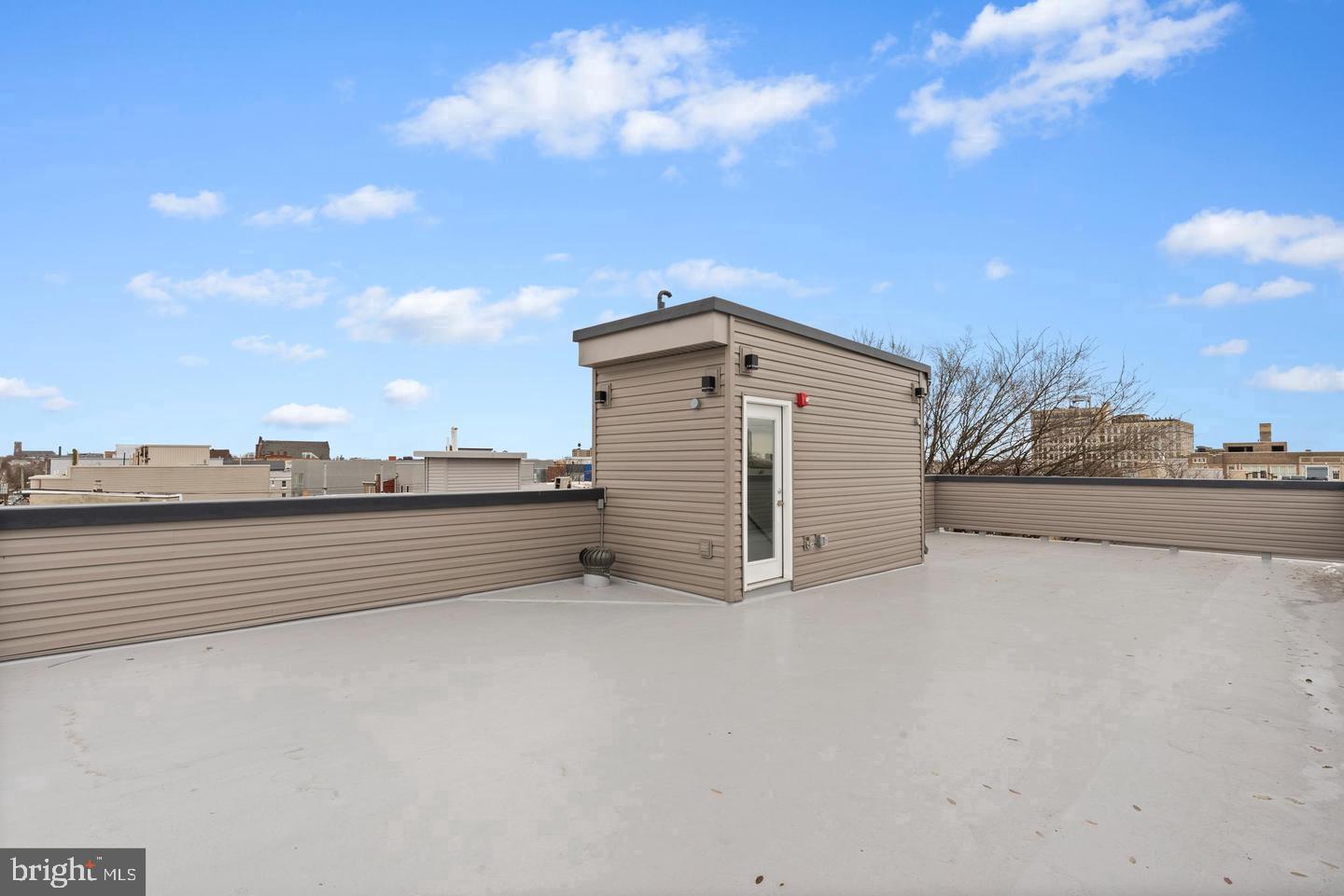 1335 N FRANKLIN ST #3A