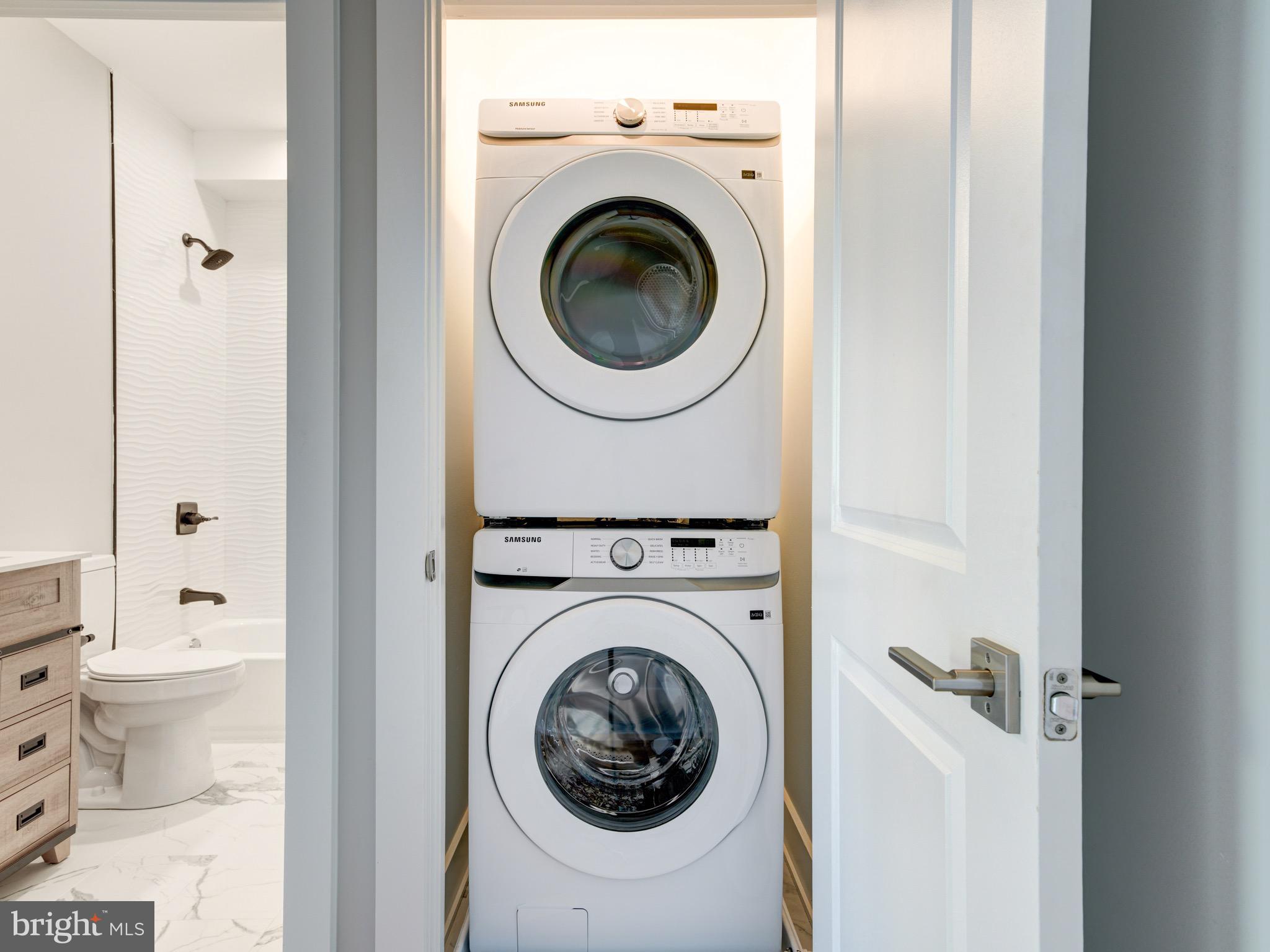 1933 N LEITHGOW STREET 35