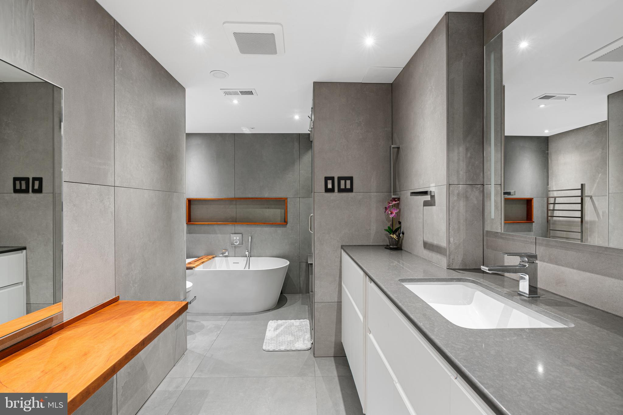 251-59 S 22ND STREET A