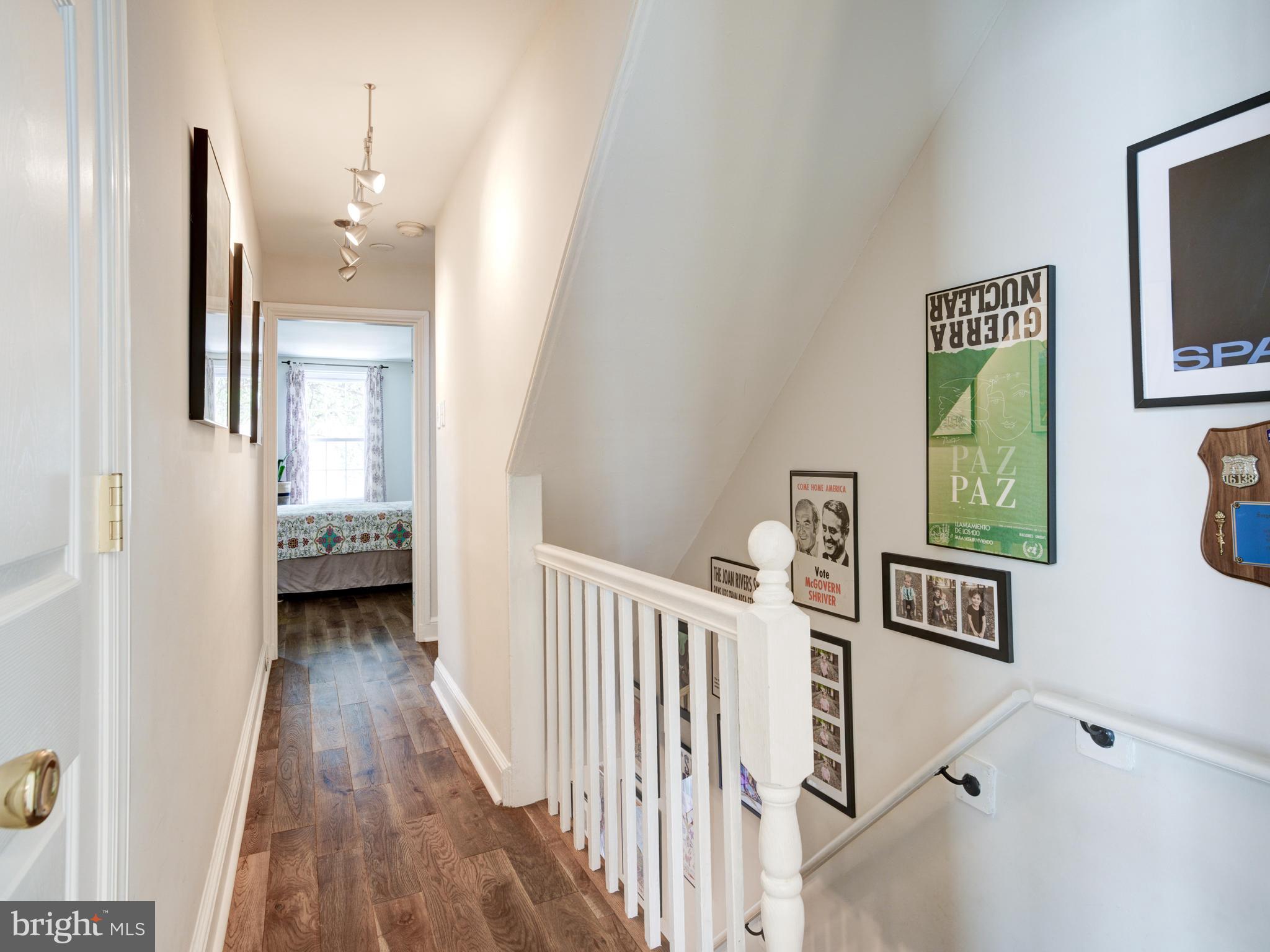 1450 E COLUMBIA AVENUE