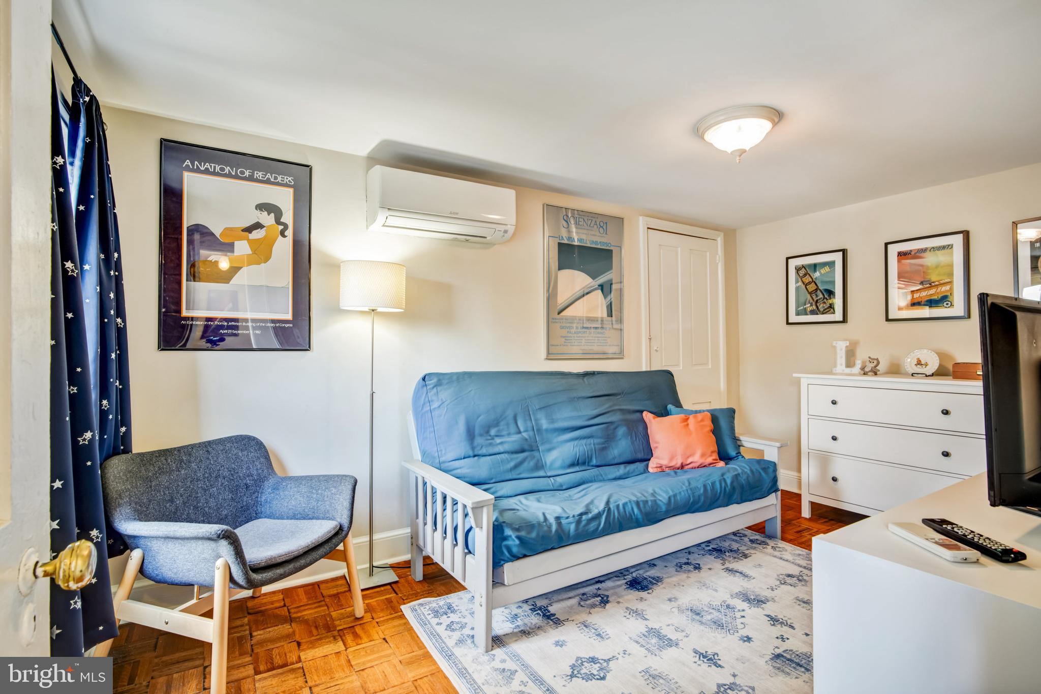 1450 E COLUMBIA AVENUE