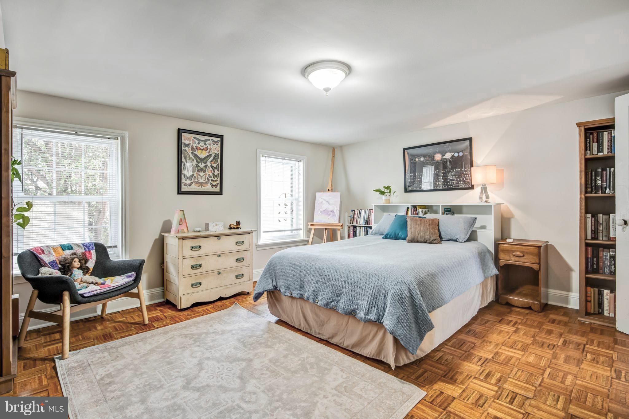 1450 E COLUMBIA AVENUE