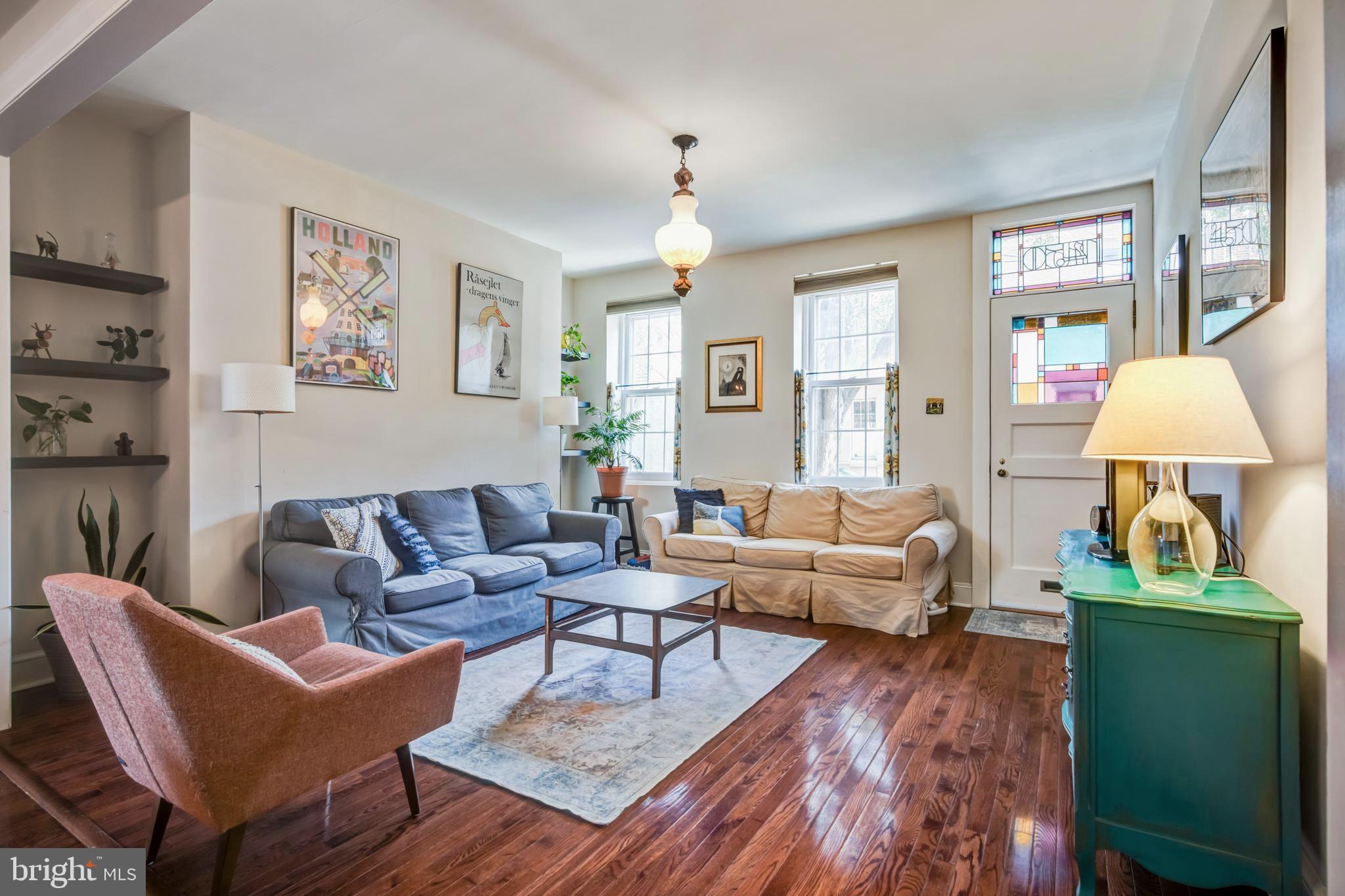 1450 E COLUMBIA AVENUE